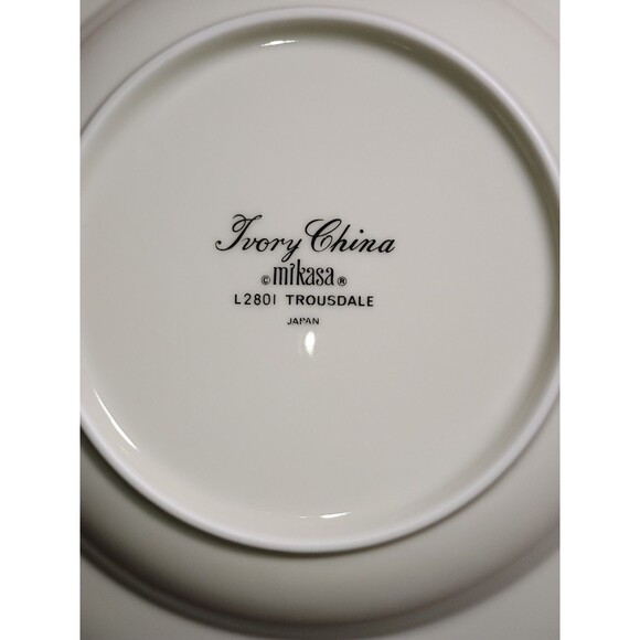 Mikasa Trousdale Ivory China Rimmed Soup Bowls 8.5” Vintage Set of 2 Japan - Picture 5 of 6